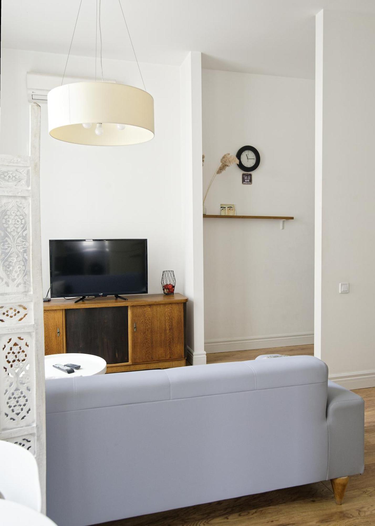 White Door Apartments Heart Of Odessa 1 Esterno foto