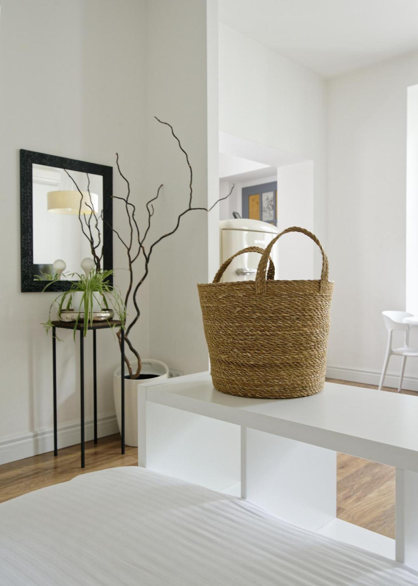 White Door Apartments Heart Of Odessa 1 Esterno foto